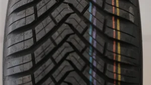 How to Measure Tire Tread with a Handheld Car-Tire Tread Tool