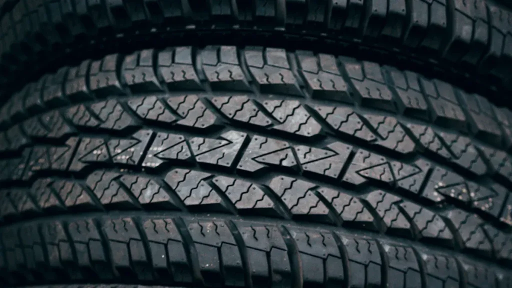 Unpacking Performance A Comprehensive Review of Heavy-Duty Truck Tires